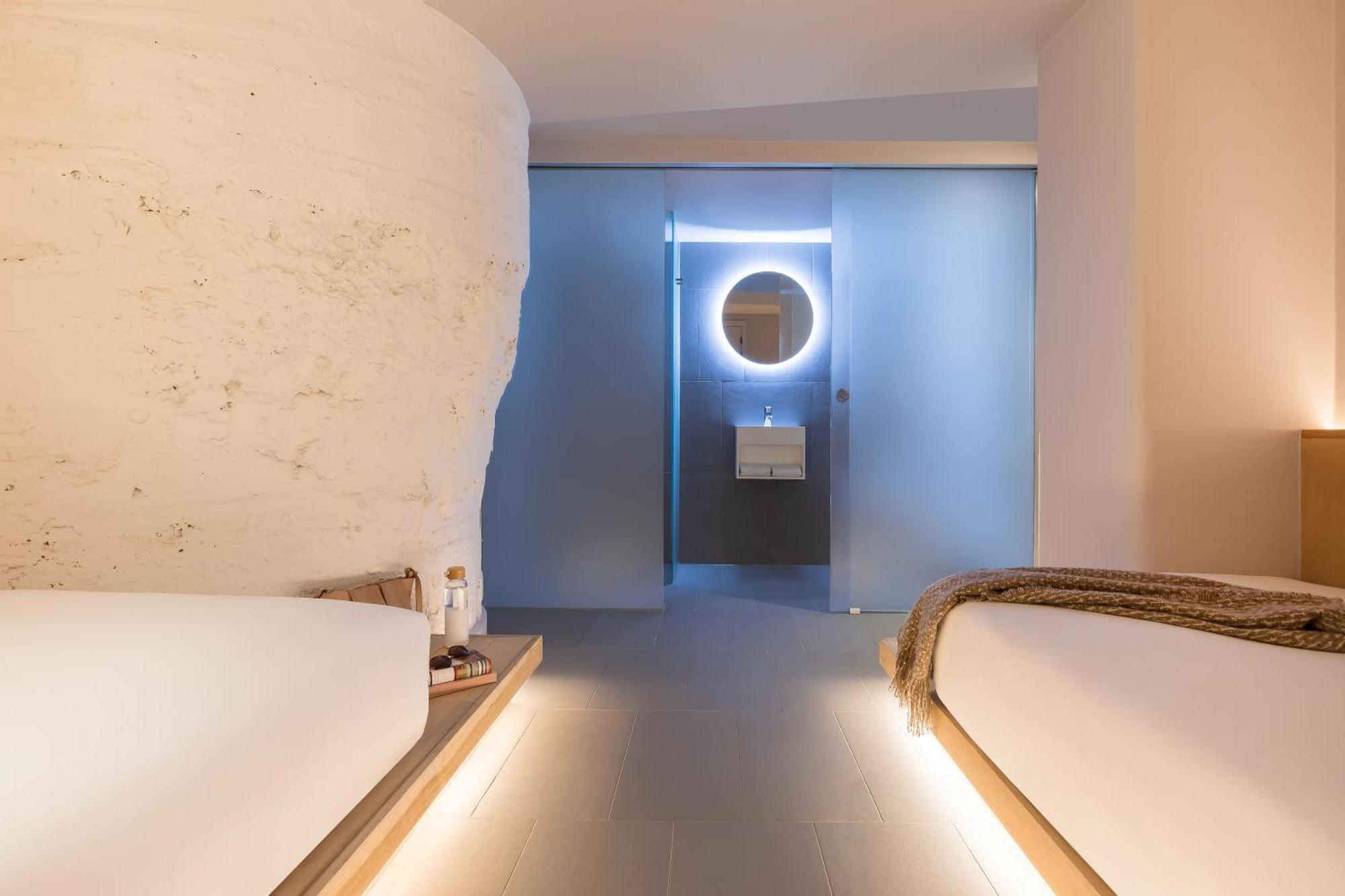 Zedwell Underground Hotel Tottenham Court Rd London Szoba fotó