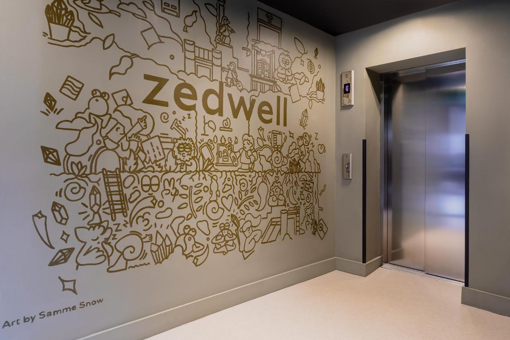 Zedwell Underground Hotel Tottenham Court Rd London Kültér fotó
